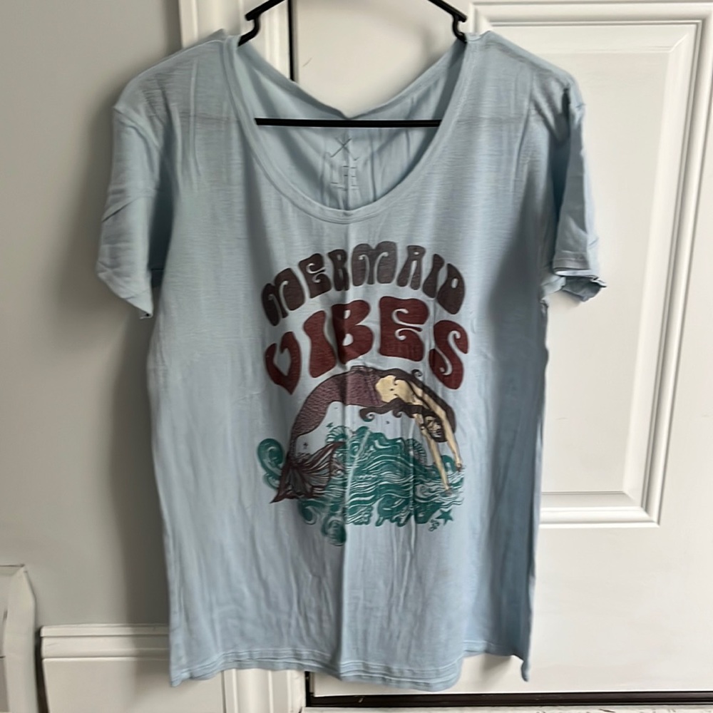 Vintage style tee
